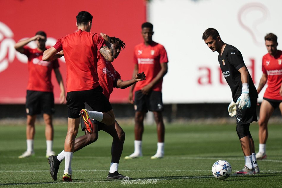 小国家通过 小国家通过