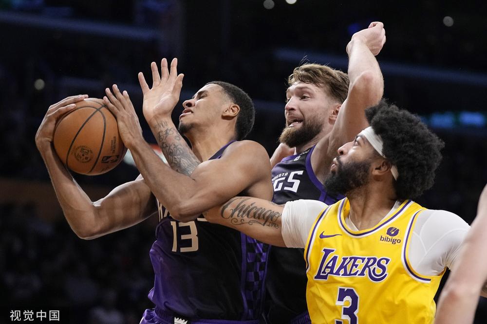 场屡有亮眼 场屡有亮眼