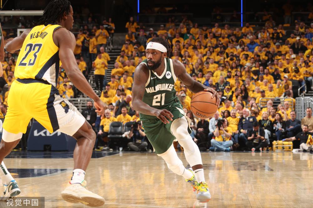 并排版成更 并排版成更